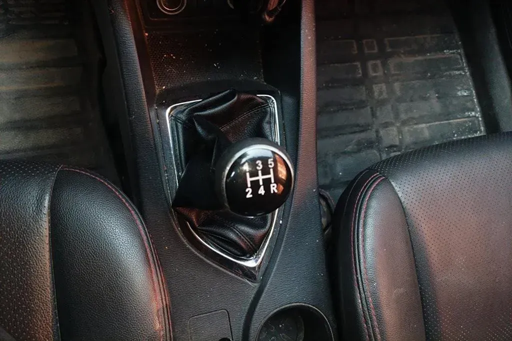 2016 ChangAn Kaicene A600 1.5L 114HP L4 5MT,autocango,china used car exporter,china ev exporter,chinese used car exporter,chinese used ev exporter