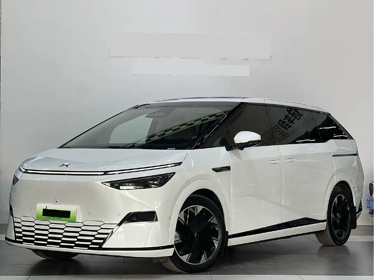 2024 Xpeng X9 BEV 101.5KWH