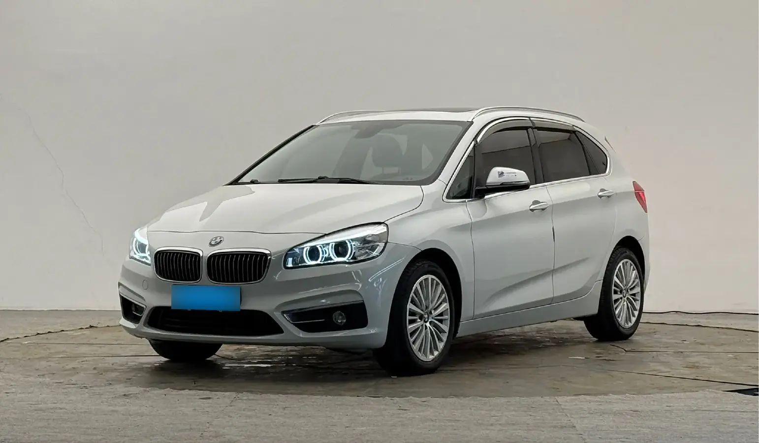 2014 BMW 2 Series Wagon 2.0T 192HP L4 8AT