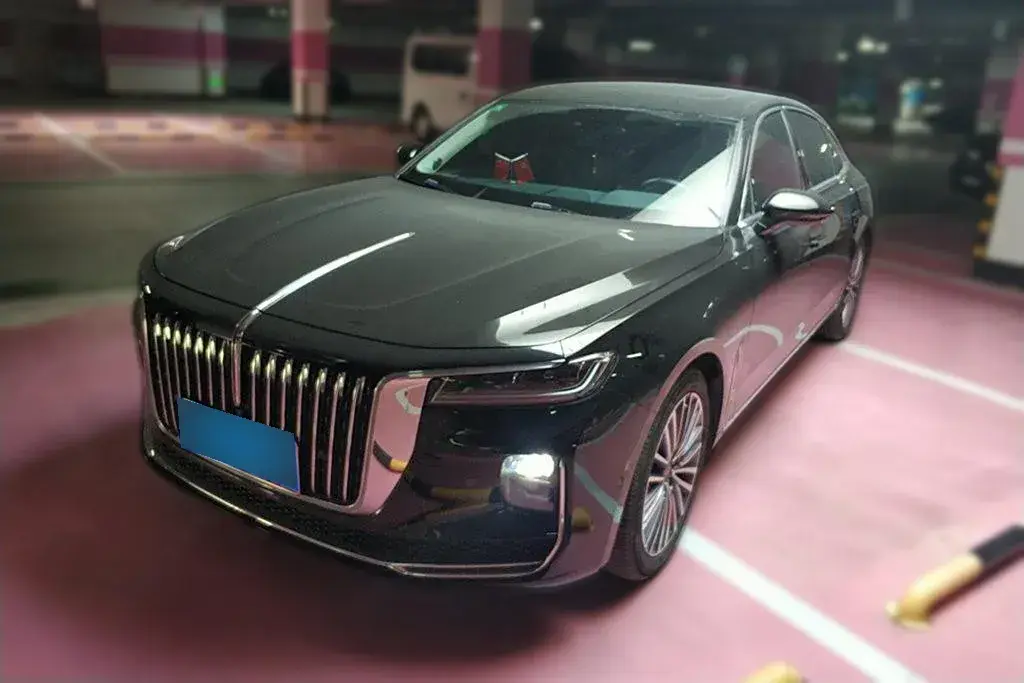 2020 HongQi H9 2.0T 252HP L4 7DCT