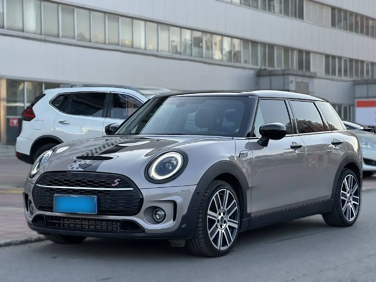 2023 MINI CLUBMAN 2.0T 192HP L4 7DCT