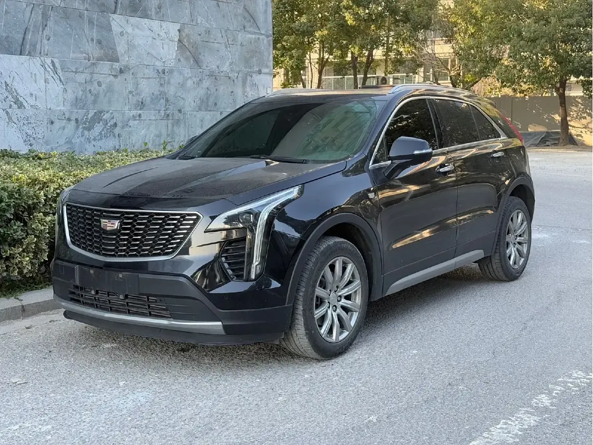 2020 Cadillac XT4 2.0T 237HP L4 9AT