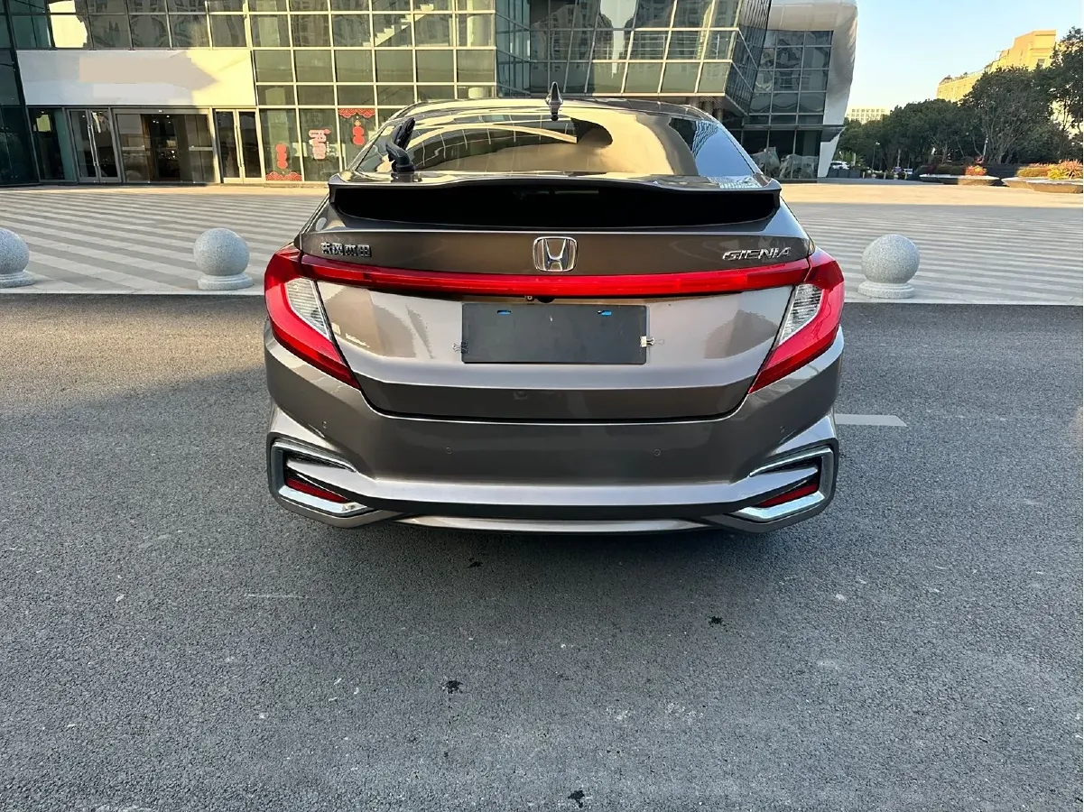 2017 Honda Gienia 1.5L 131HP L4 CVT,autocango,china used car exporter,china ev exporter,chinese used car exporter,chinese used ev exporter