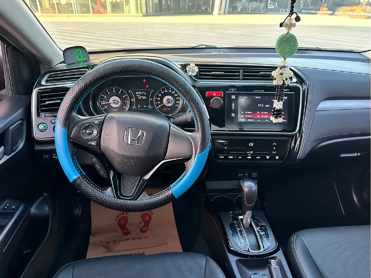 2017 Honda Gienia 1.5L 131HP L4 CVT,autocango,china used car exporter,china ev exporter,chinese used car exporter,chinese used ev exporter