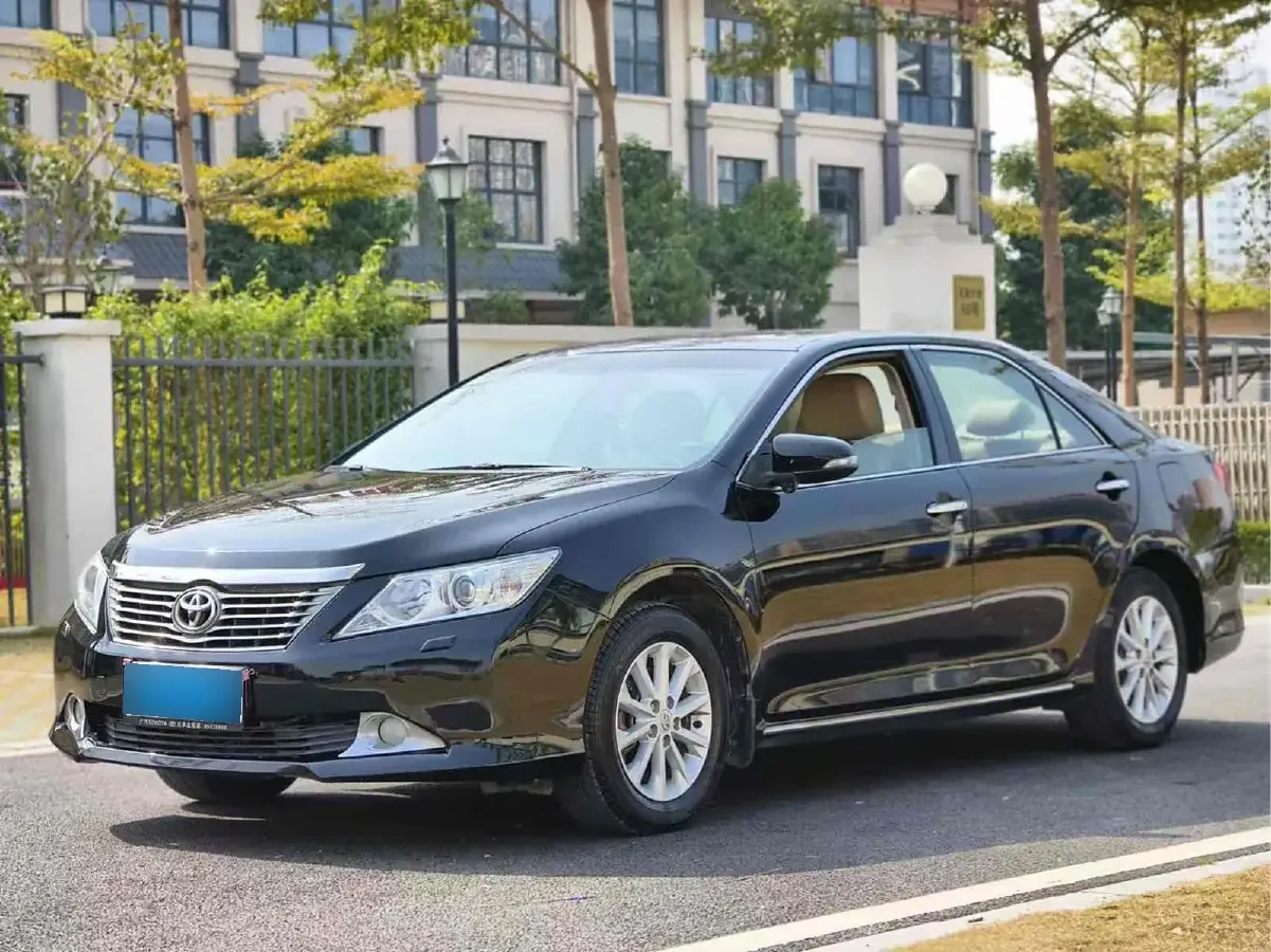 2012 Toyota Camry 2.5L 184HP L4 6AT