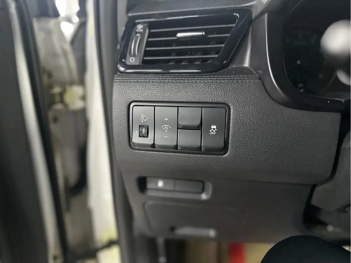 2020 Kia KX7 2.0T 241HP L4 6AT,autocango,china used car exporter,china ev exporter,chinese used car exporter,chinese used ev exporter