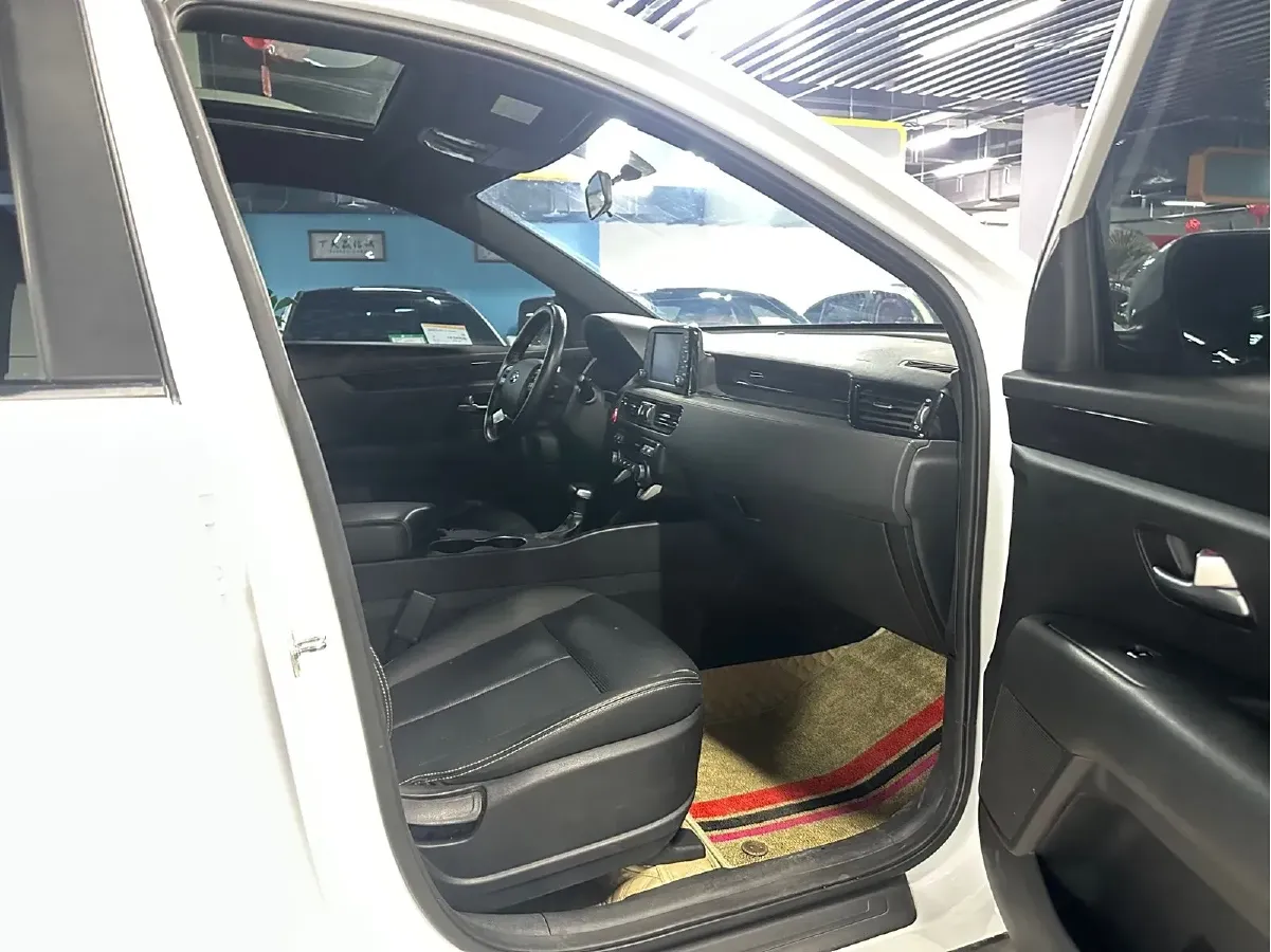 2020 Kia KX7 2.0T 241HP L4 6AT,autocango,china used car exporter,china ev exporter,chinese used car exporter,chinese used ev exporter