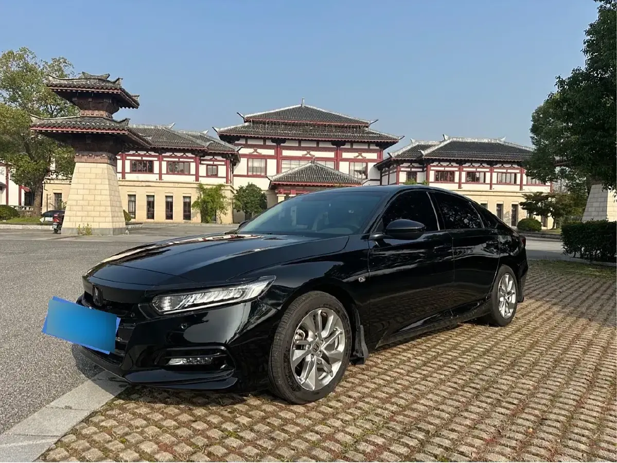 2018 Honda Accord 1.5T 177HP L4 CVT