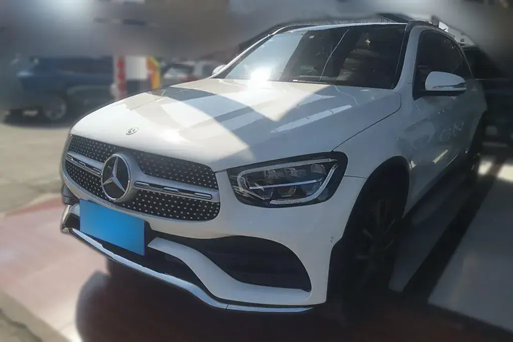 2020 Mercedes-Benz GLC Class 2.0T 197HP L4 9AT