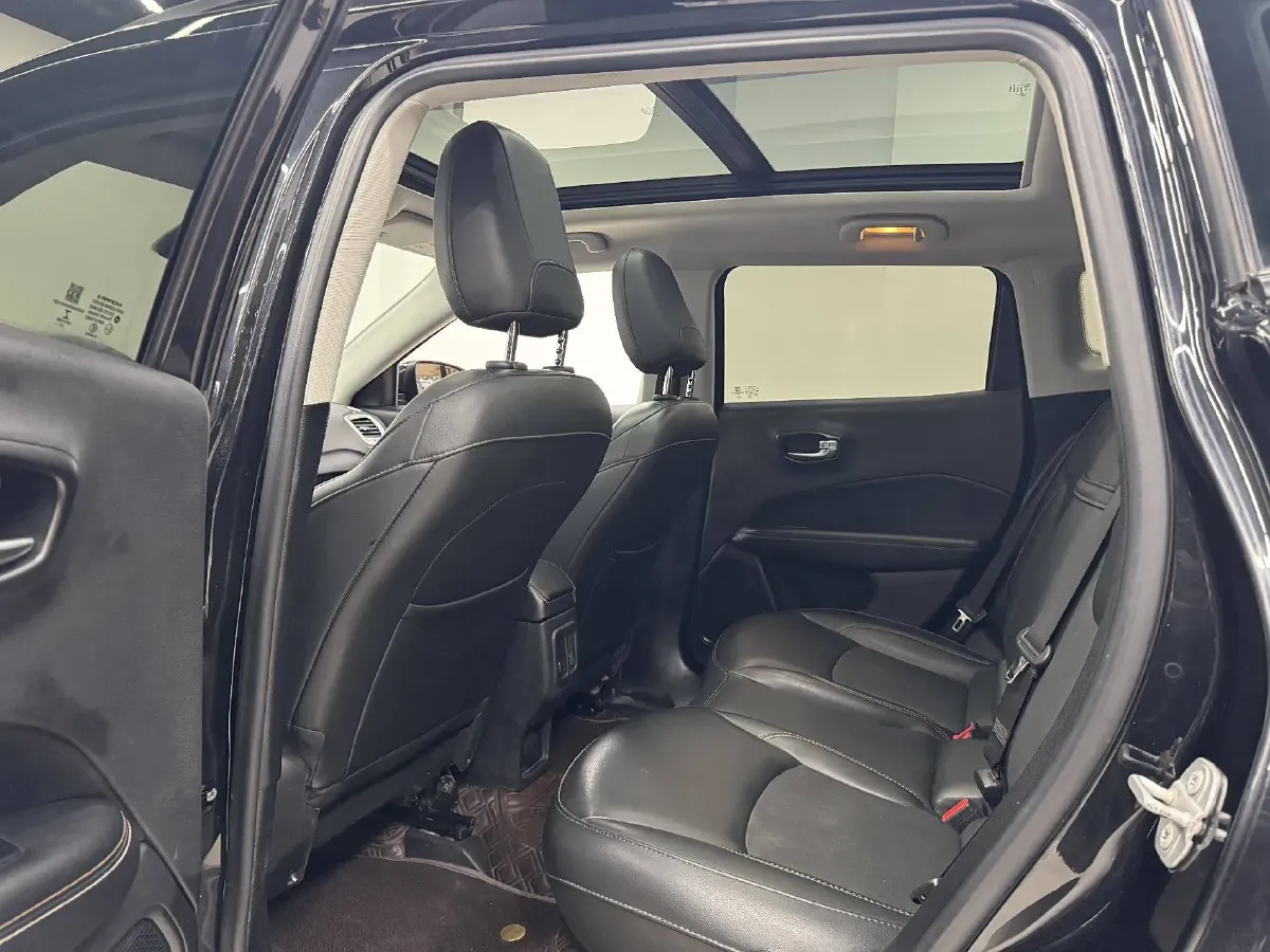 2019 Jeep Compass 1.4T 165HP L4 7DCT,autocango,china used car exporter,china ev exporter,chinese used car exporter,chinese used ev exporter