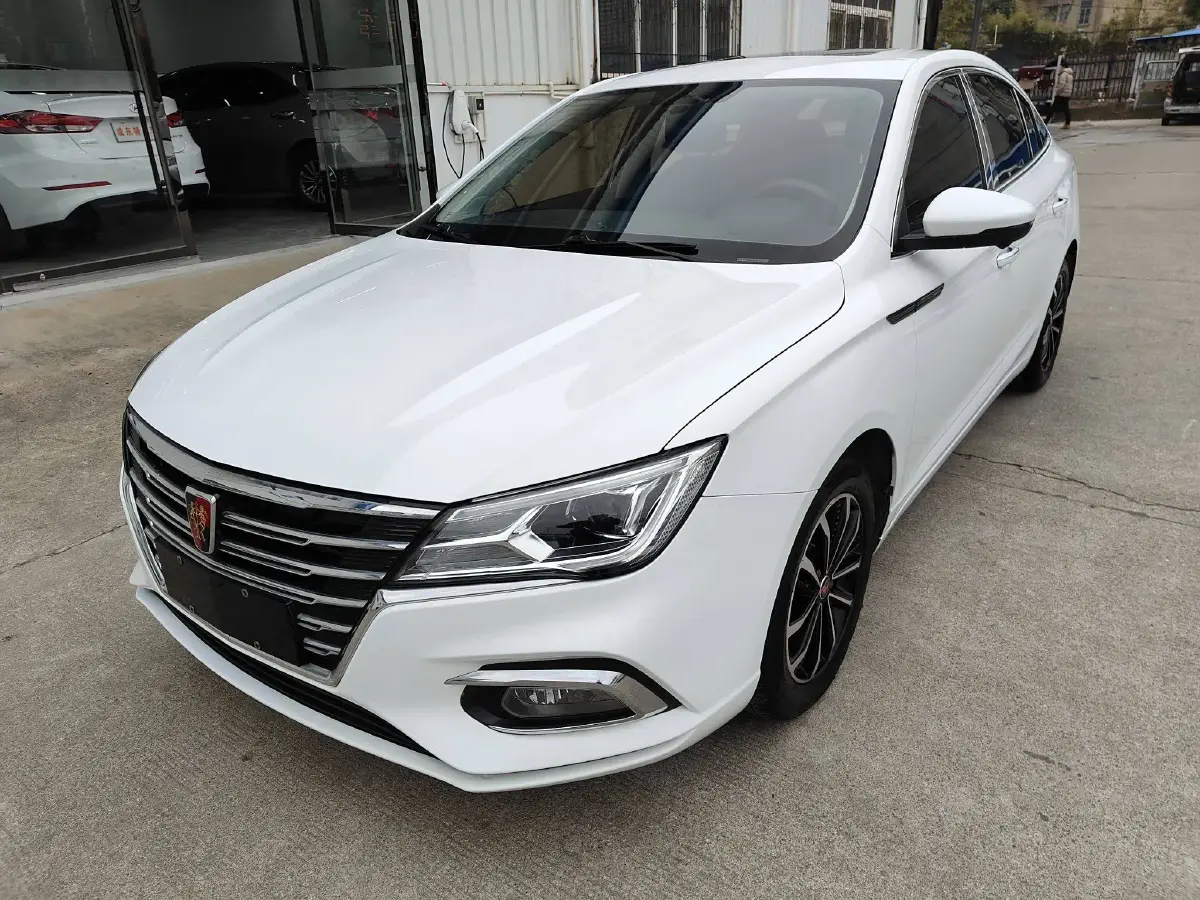 2020 Roewe i5 1.5L 120HP L4 CVT