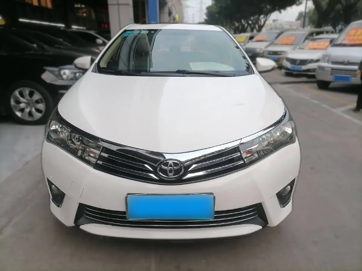 2014 Toyota Corolla 1.6L 122HP L4 CVT