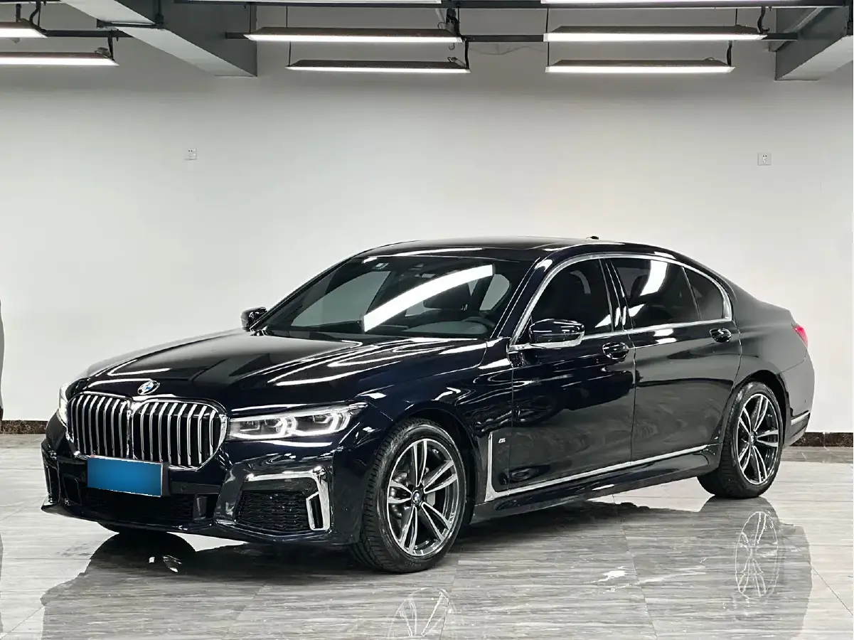 2019 BMW 7 Series 2.0T 265HP L4 8AT