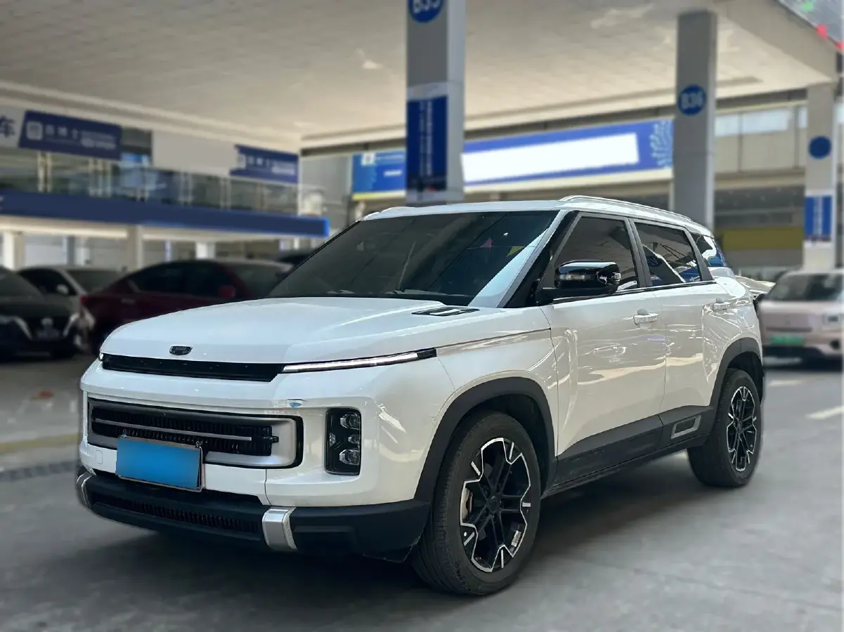 2023 Geely ICON 1.5T 181HP L4 7DCT