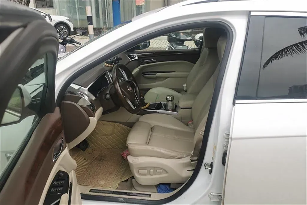 2014 Cadillac SRX 3.0L 271HP V6 6AT,autocango,china used car exporter,china ev exporter,chinese used car exporter,chinese used ev exporter