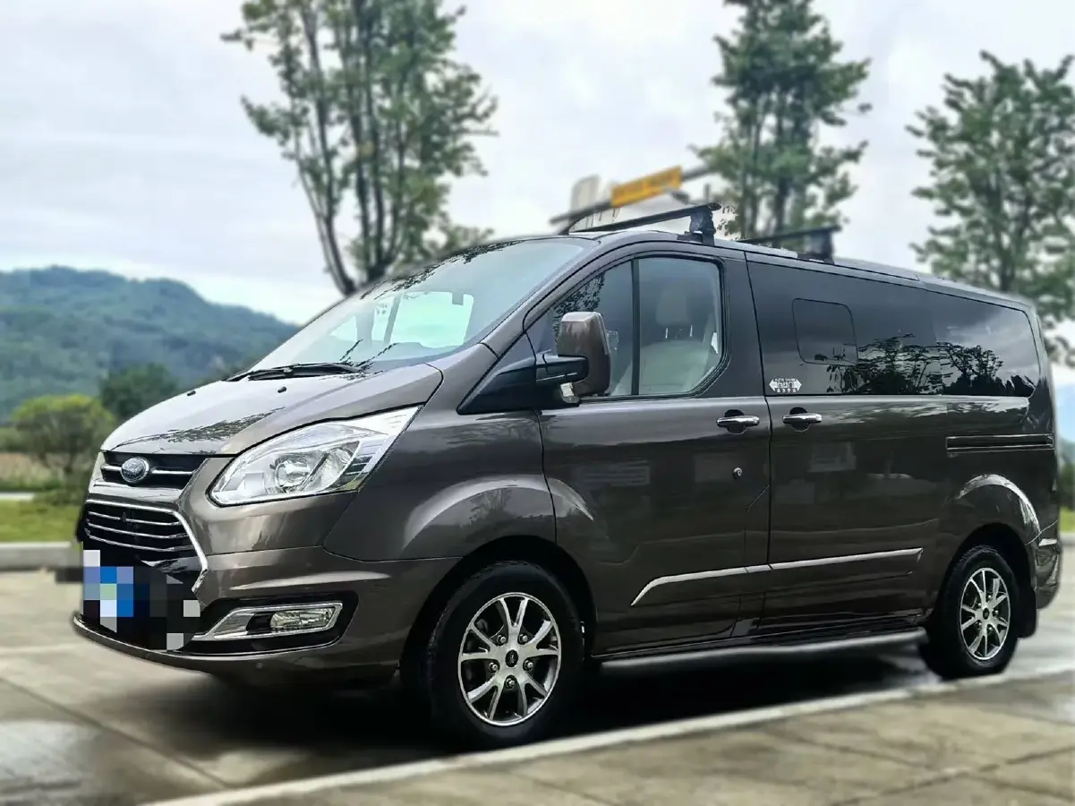 2018 Ford Tourneo 2.0T 203HP L4 6AT