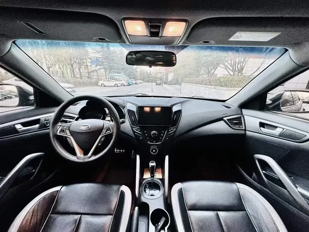 2012 Hyundai Veloster 1.6T 204HP L4 6AT,autocango,china used car exporter,china ev exporter,chinese used car exporter,chinese used ev exporter