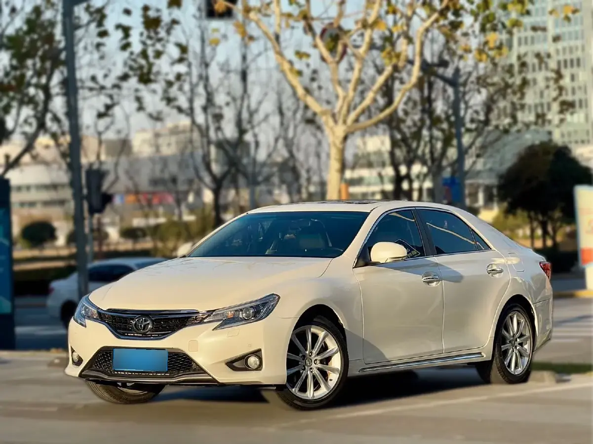 2013 Toyota Reiz 2.5L 193HP V6 6AT