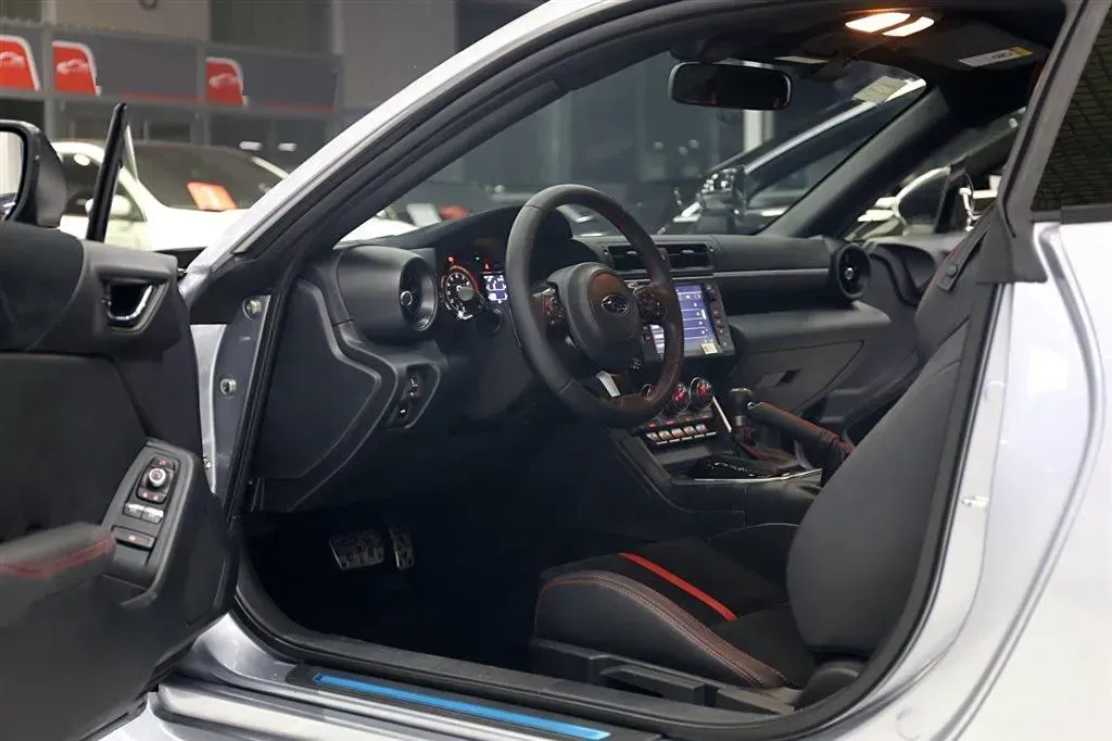 2022 Subaru BRZ 2.4L 234HP H4 6AT,autocango,china used car exporter,china ev exporter,chinese used car exporter,chinese used ev exporter