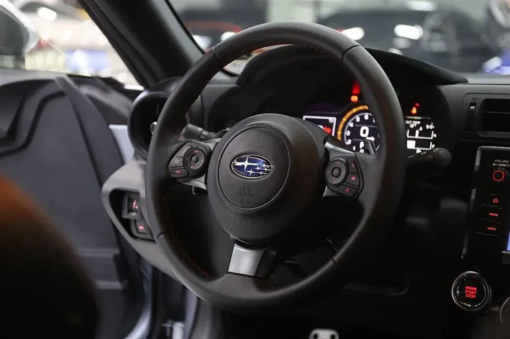 2022 Subaru BRZ 2.4L 234HP H4 6AT,autocango,china used car exporter,china ev exporter,chinese used car exporter,chinese used ev exporter