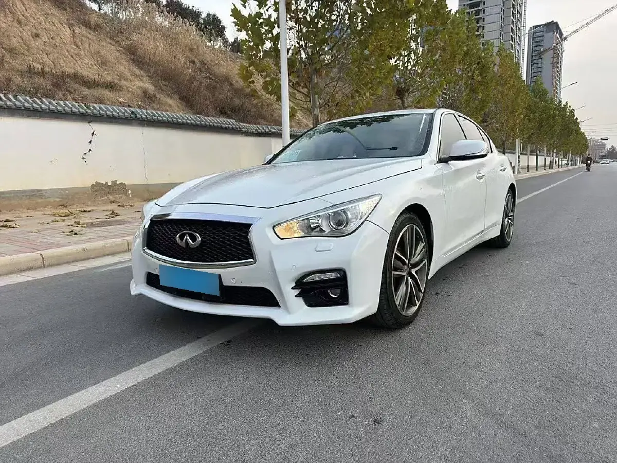 2014 Infiniti Q50 2.0T 211HP L4 7AT