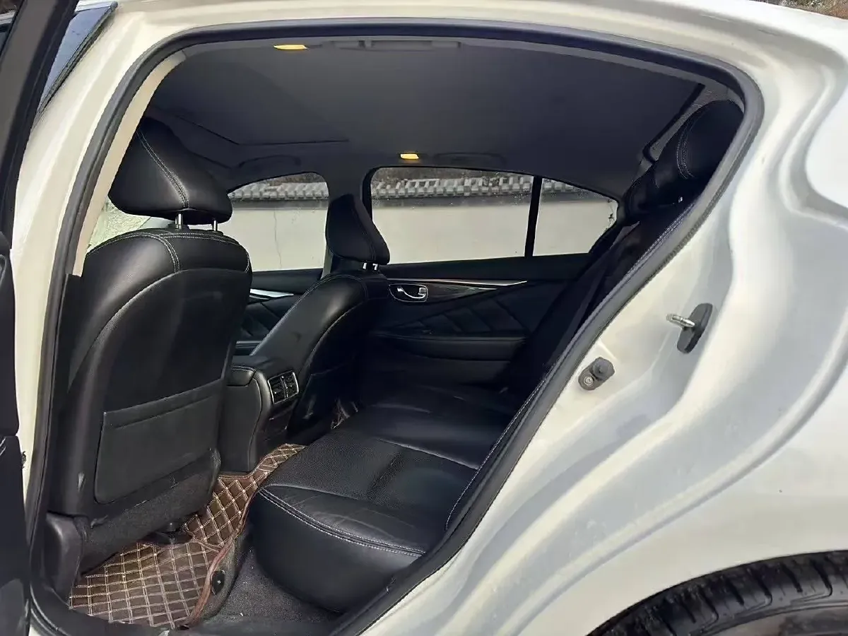 2014 Infiniti Q50 2.0T 211HP L4 7AT,autocango,china used car exporter,china ev exporter,chinese used car exporter,chinese used ev exporter