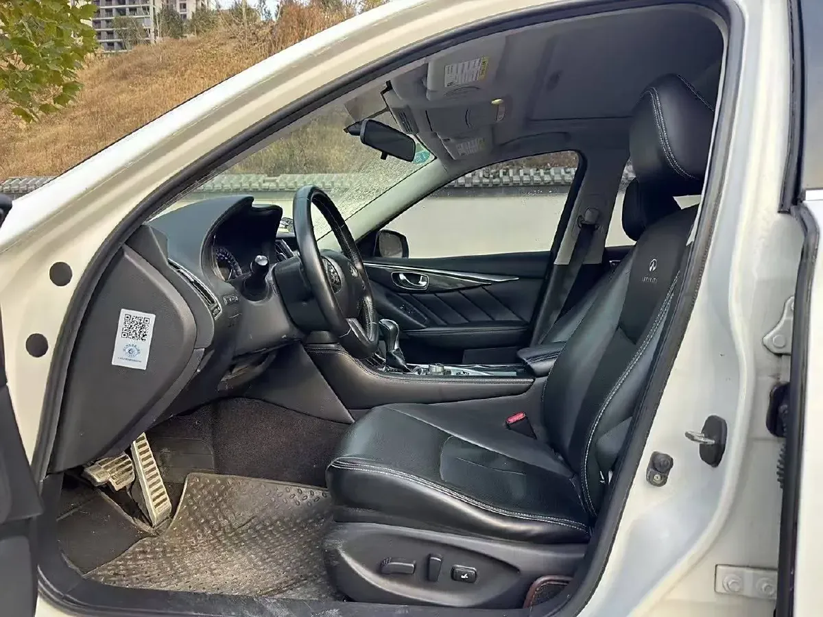 2014 Infiniti Q50 2.0T 211HP L4 7AT,autocango,china used car exporter,china ev exporter,chinese used car exporter,chinese used ev exporter