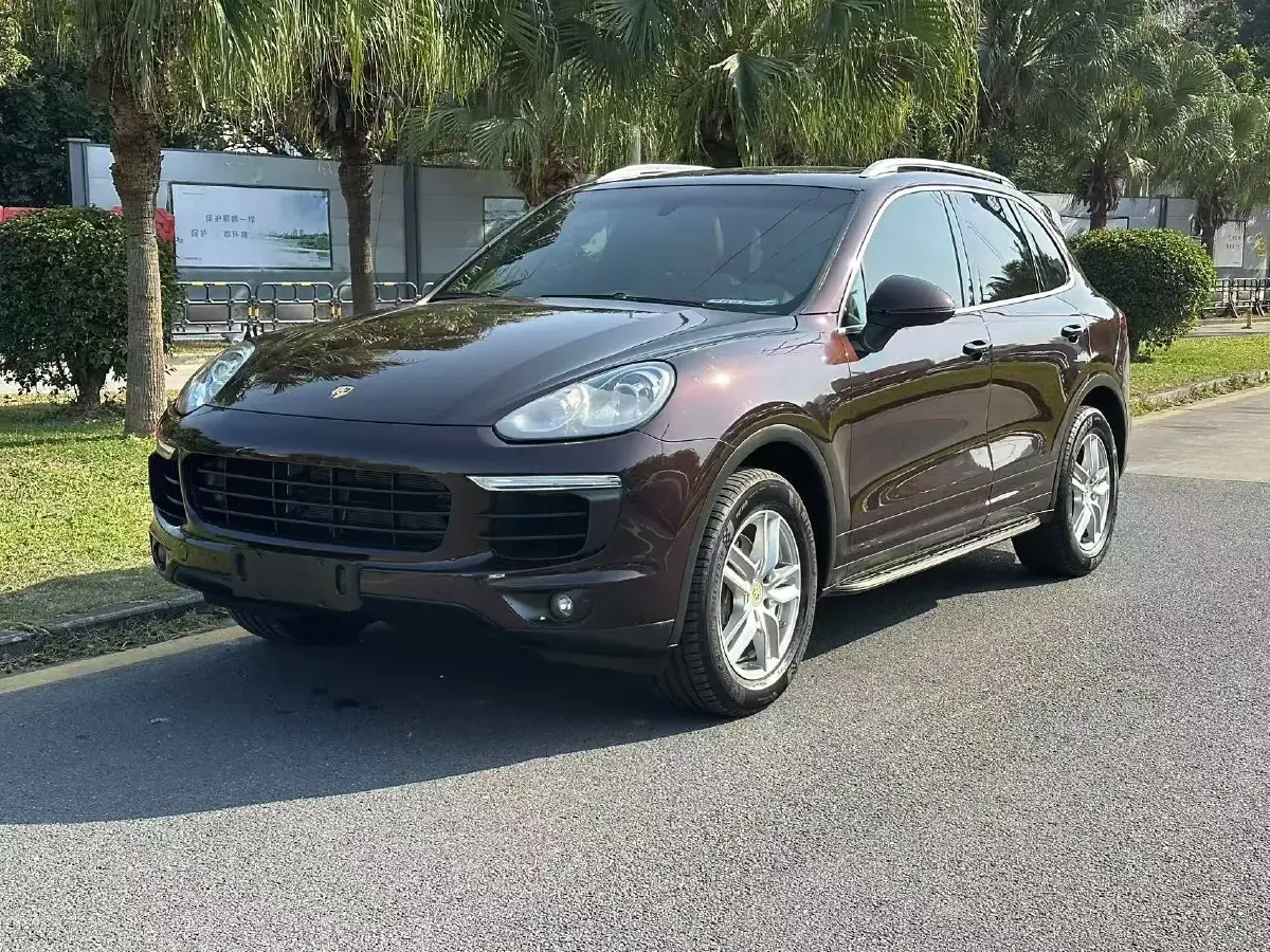 2016 Porsche Cayenne 3.0T 333HP V6 8AT
