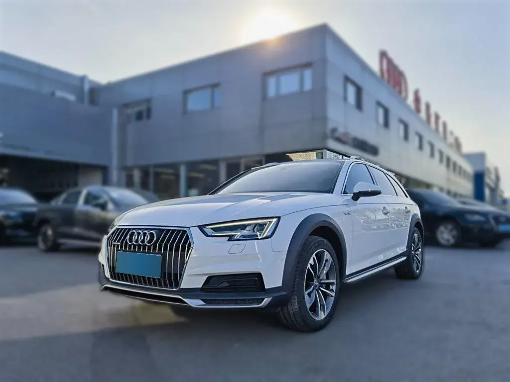 2017 Audi A4 2.0T 252HP L4 7DCT