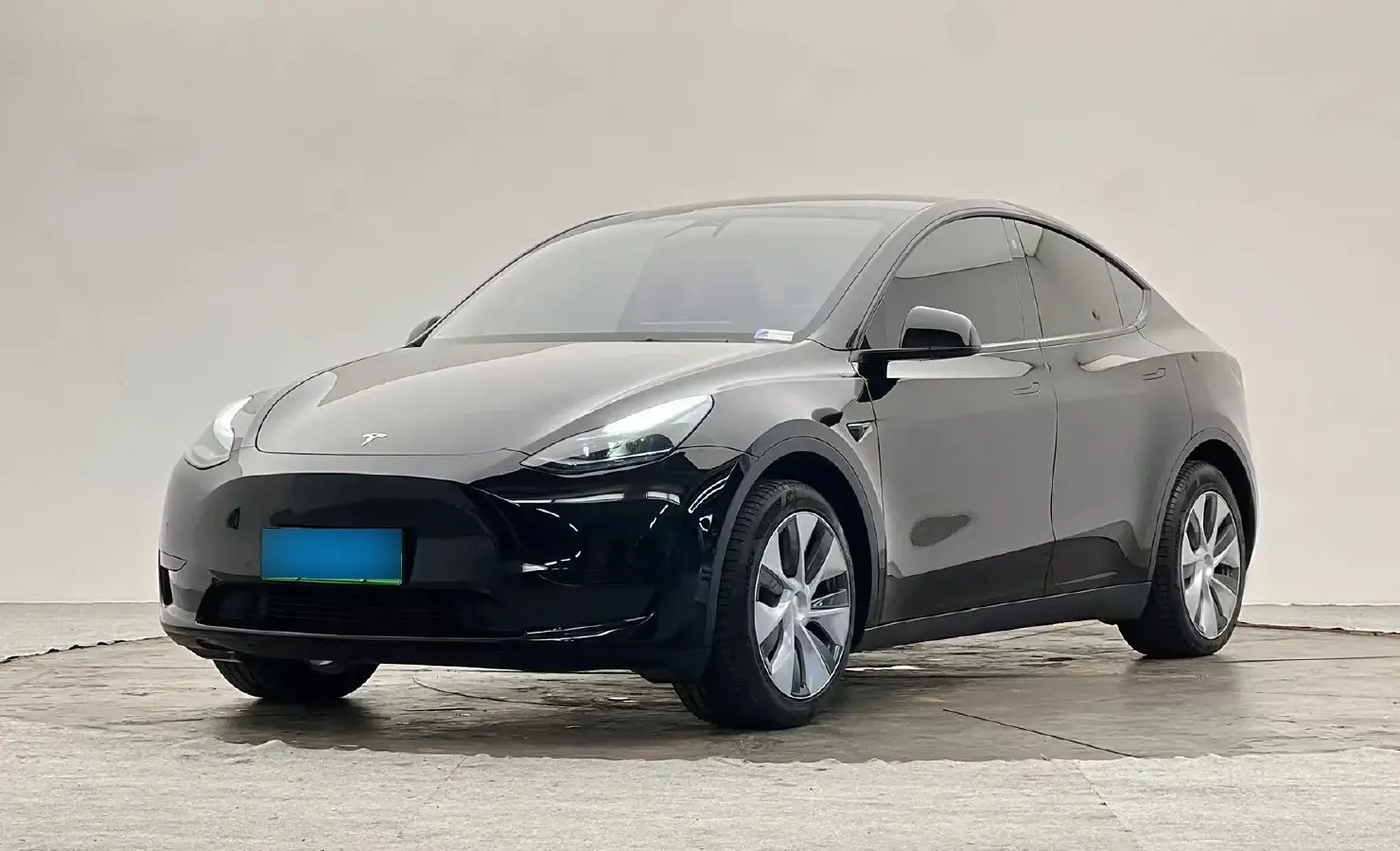 2022 Tesla Model Y BEV 60KWH