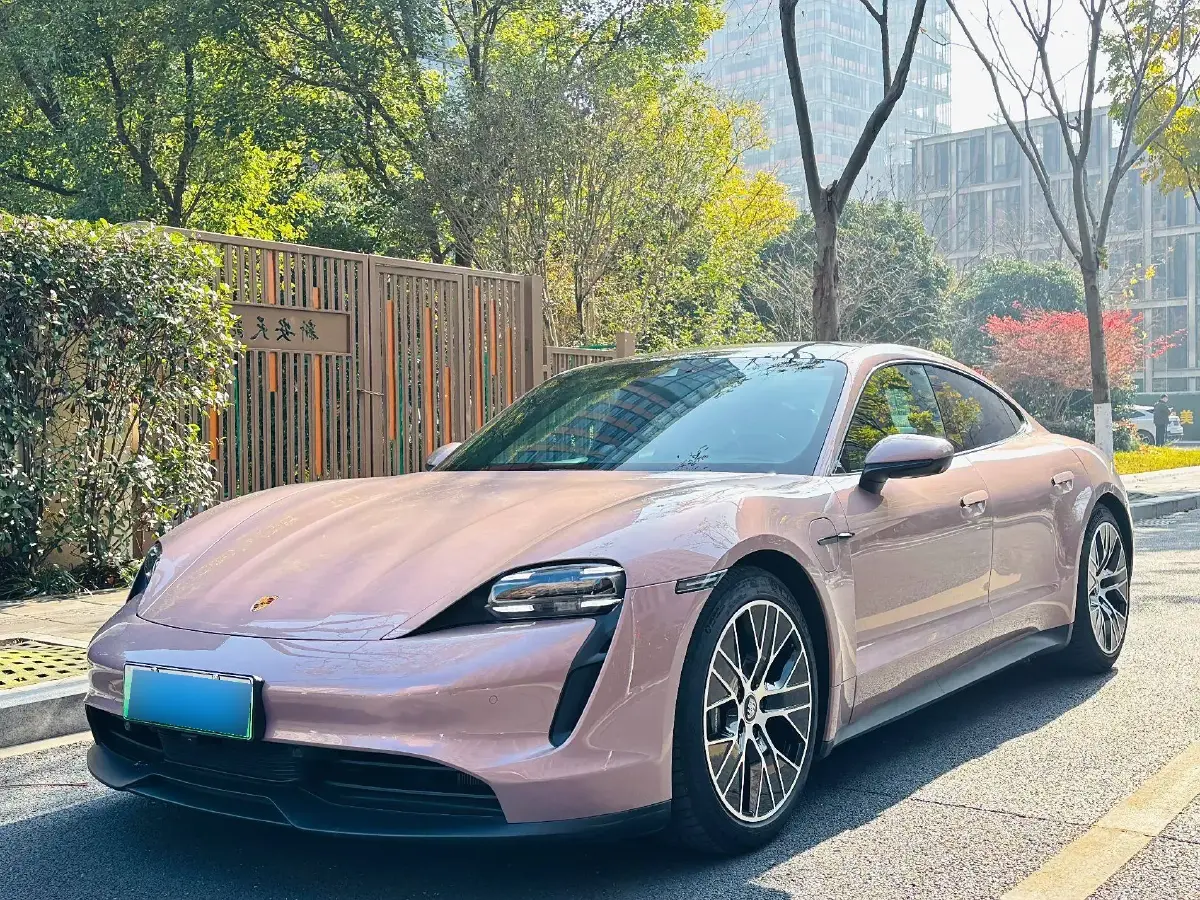 2020 Porsche Taycan 2AT BEV 79.2KWH