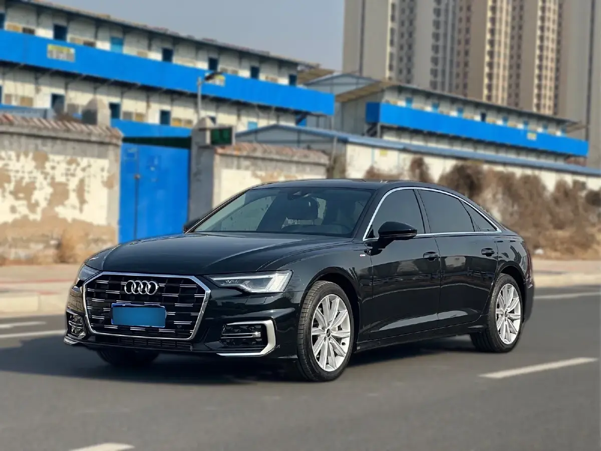 2024 Audi A6L 2.0T 245HP L4 7DCT