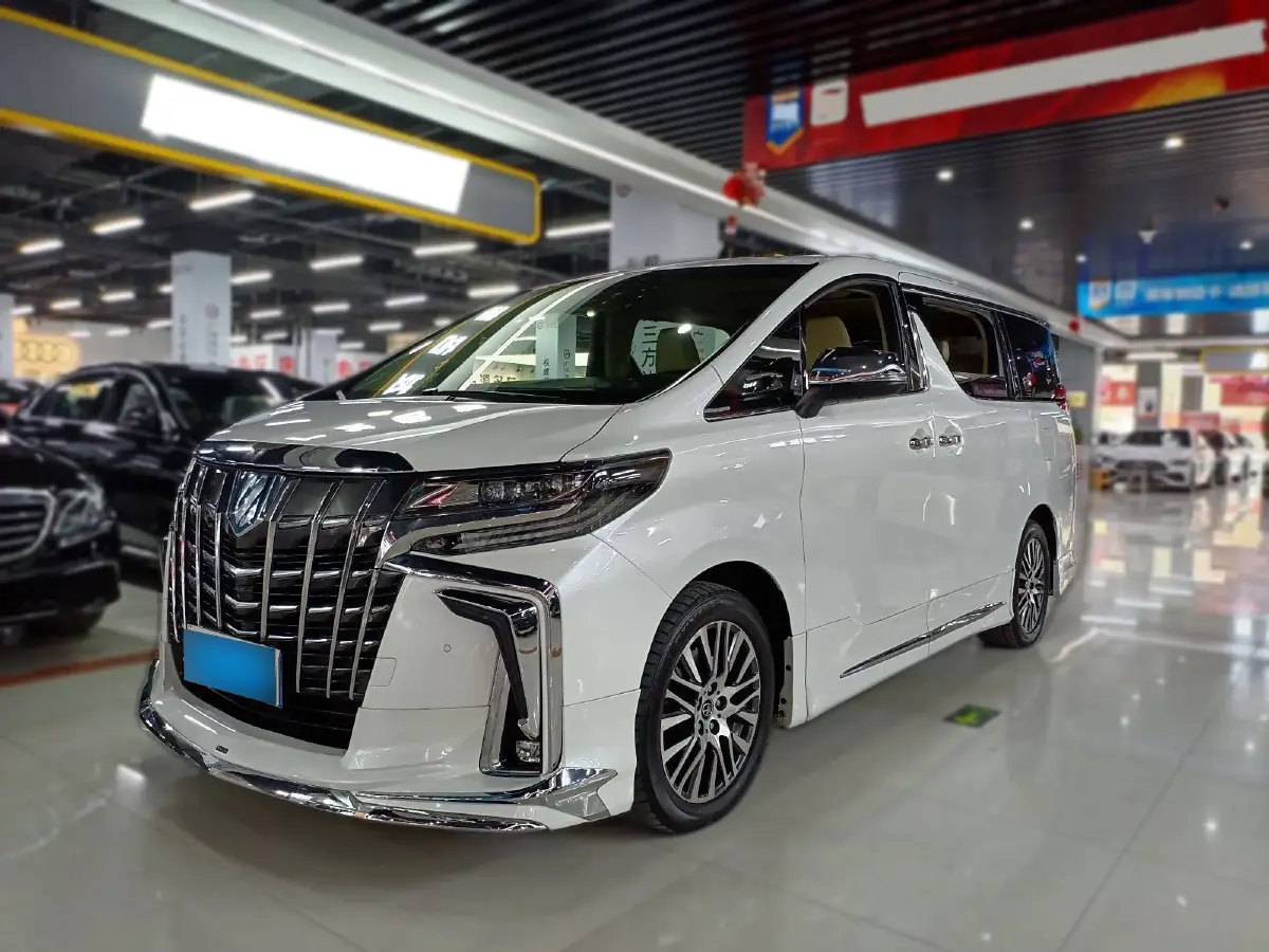2018 Toyota Alphard 3.5L 275HP V6 6AT