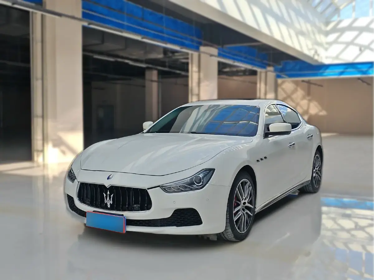 2014 Maserati Ghibli 3.0T 409HP V6 8AT