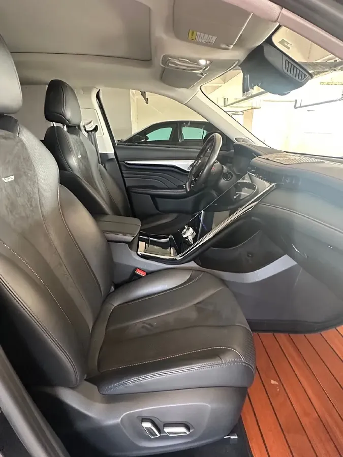 2021 Rising Auto MARVEL R 2AT BEV 69.9KWH,autocango,china used car exporter,china ev exporter,chinese used car exporter,chinese used ev exporter