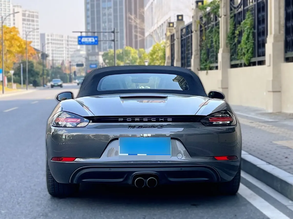 2018 Porsche 718 2.0T 250HP H4 7DCT,autocango,china used car exporter,china ev exporter,chinese used car exporter,chinese used ev exporter