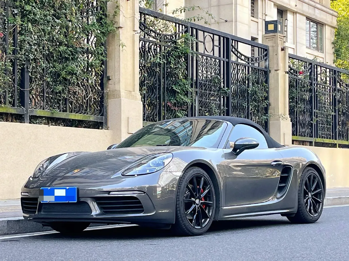 2018 Porsche 718 2.0T 250HP H4 7DCT,autocango,china used car exporter,china ev exporter,chinese used car exporter,chinese used ev exporter