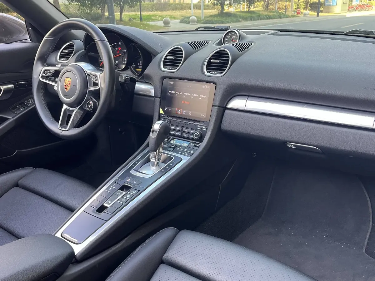 2018 Porsche 718 2.0T 250HP H4 7DCT,autocango,china used car exporter,china ev exporter,chinese used car exporter,chinese used ev exporter