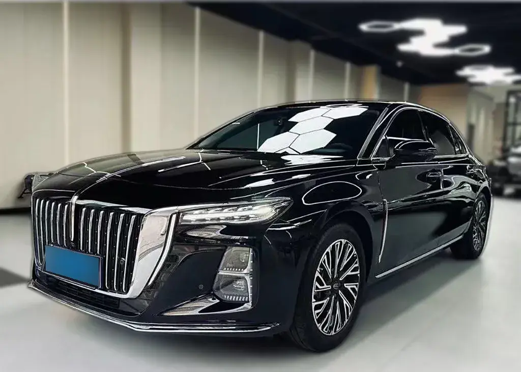 2024 HongQi H5 2.0T 224HP L4 8AT