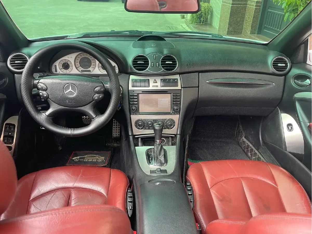 2006 Mercedes-Benz CLK Class 1.8T 184HP L4 5AT,autocango,china used car exporter,china ev exporter,chinese used car exporter,chinese used ev exporter