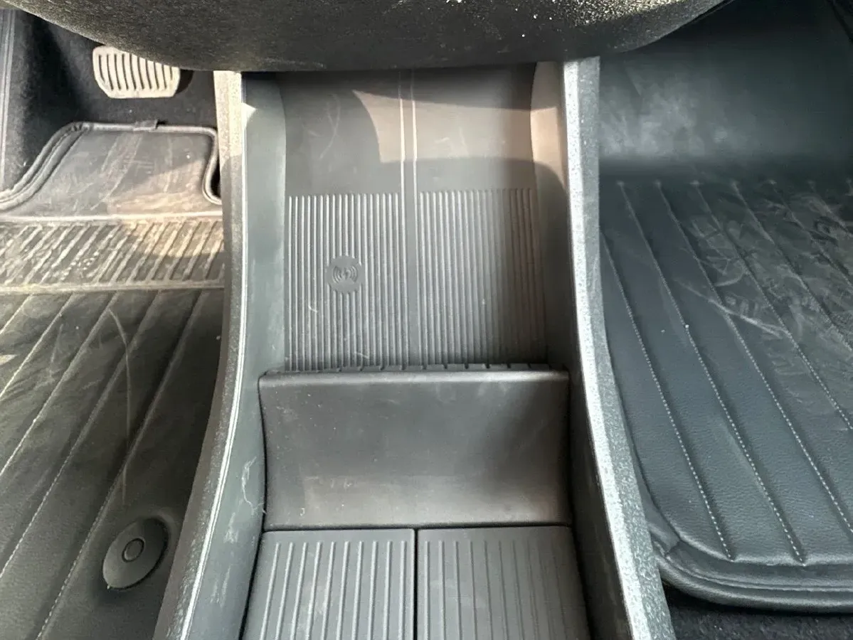 2025 Volvo EX30 BEV 66KWH,autocango,china used car exporter,china ev exporter,chinese used car exporter,chinese used ev exporter