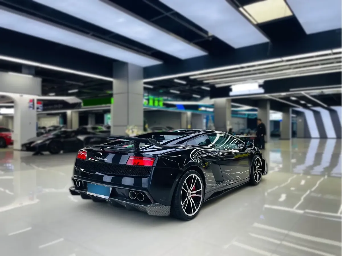 2012 Lamborghini Gallardo 5.2L 560HP V10 6AMT,autocango,china used car exporter,china ev exporter,chinese used car exporter,chinese used ev exporter