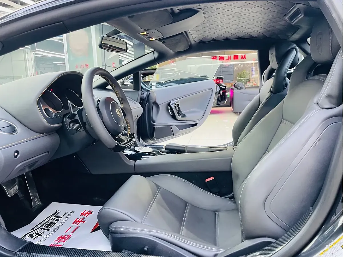 2012 Lamborghini Gallardo 5.2L 560HP V10 6AMT,autocango,china used car exporter,china ev exporter,chinese used car exporter,chinese used ev exporter