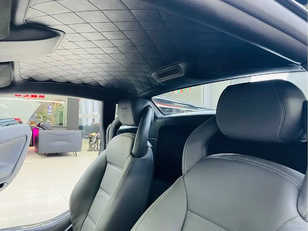 2012 Lamborghini Gallardo 5.2L 560HP V10 6AMT,autocango,china used car exporter,china ev exporter,chinese used car exporter,chinese used ev exporter