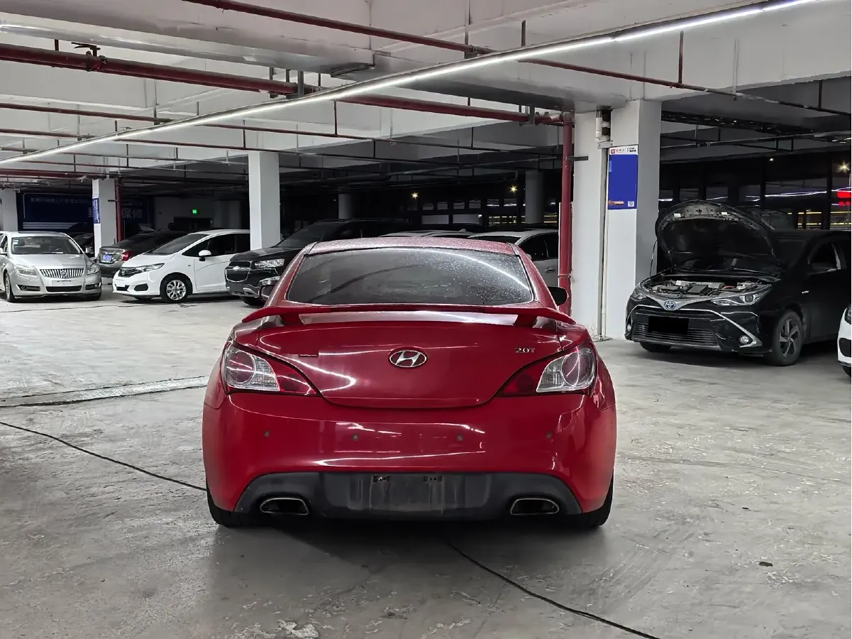 2012 Hyundai Rohens-Coupe 2.0T 260HP L4 8AT,autocango,china used car exporter,china ev exporter,chinese used car exporter,chinese used ev exporter