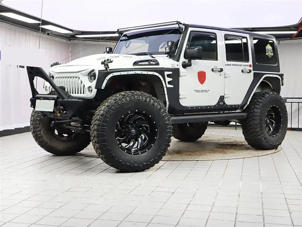 2017 Jeep Wrangler 3.0L 234HP V6 5AT