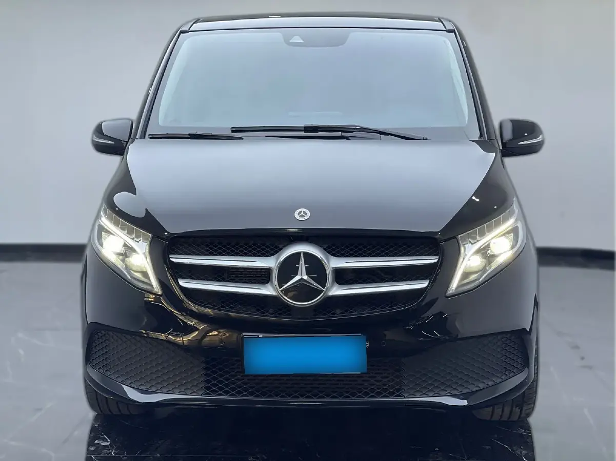 2022 Mercedes-Benz V Class 2.0T 211HP L4 9AT