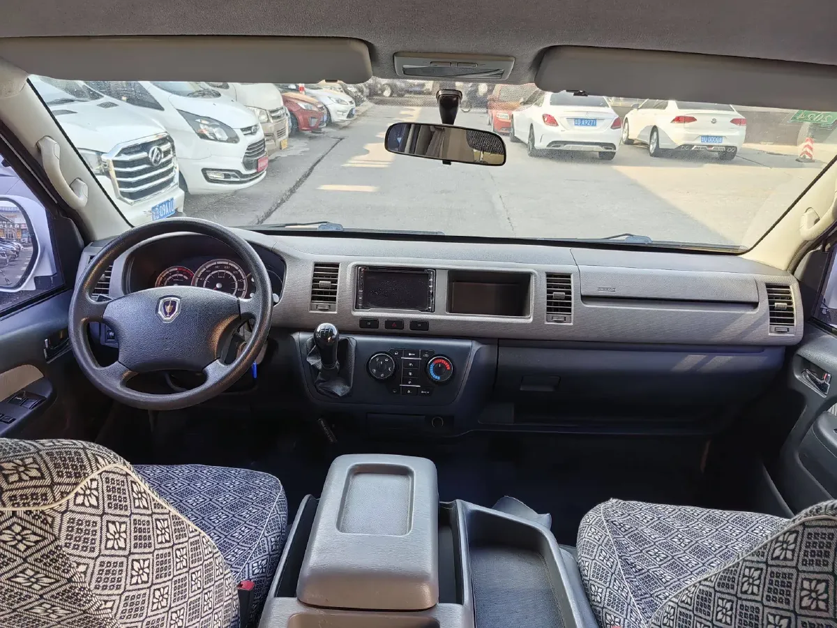 2011 JinBei Big Sea Lion 2.4L 139HP L4 5MT,autocango,china used car exporter,china ev exporter,chinese used car exporter,chinese used ev exporter