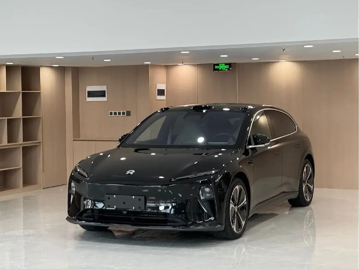2024 NIO ET5T BEV 75KWH