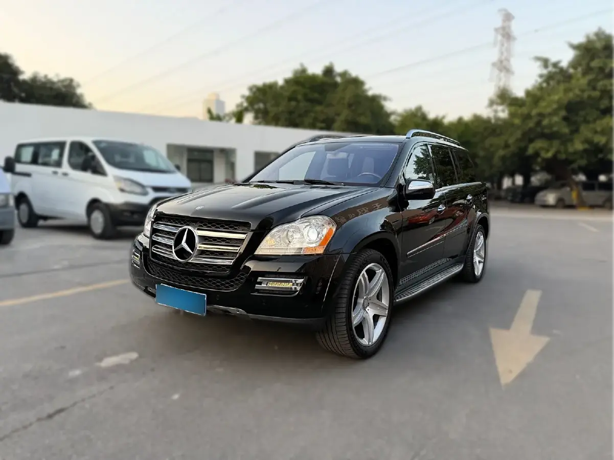 2015 Mercedes-Benz GL Class 4.0T 421HP V8 7AT
